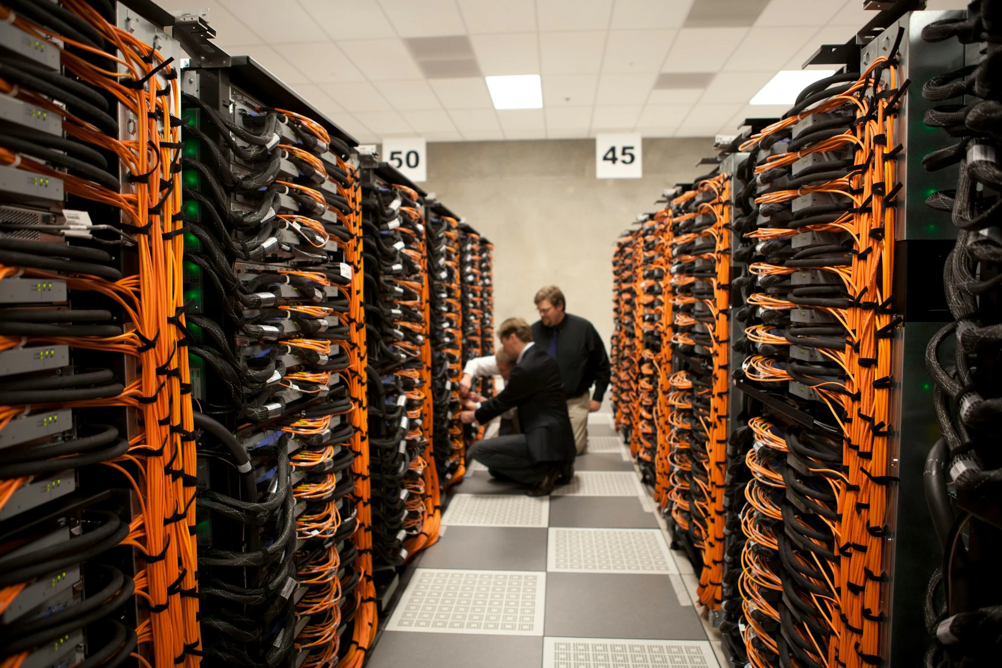 Dgraph: 12 Reasons that make it the best Database of 21st Century